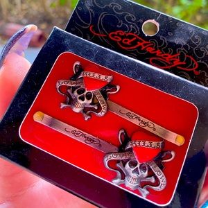 Ed Hardy Skull & Heart Hair Pins